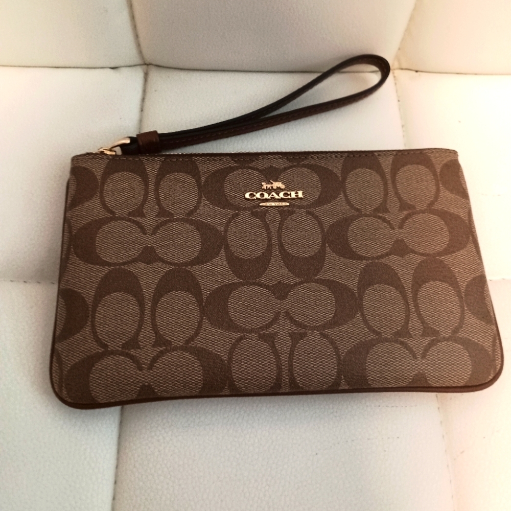 ❤️ COACH Signature PVC Coated Canvas Wristlet Wallet Brown Black 🎀